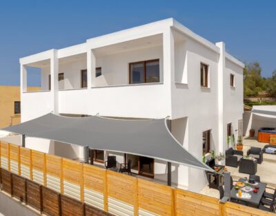 Sevis 4 Bedroom Suite