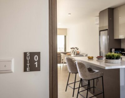 Lake View Suite 01
